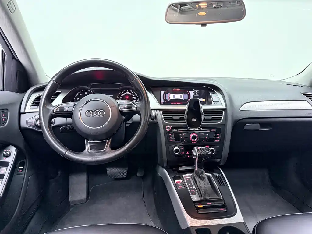 Audi A4L — миниатюра 10