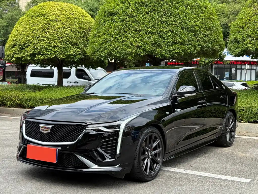 Cadillac CT4