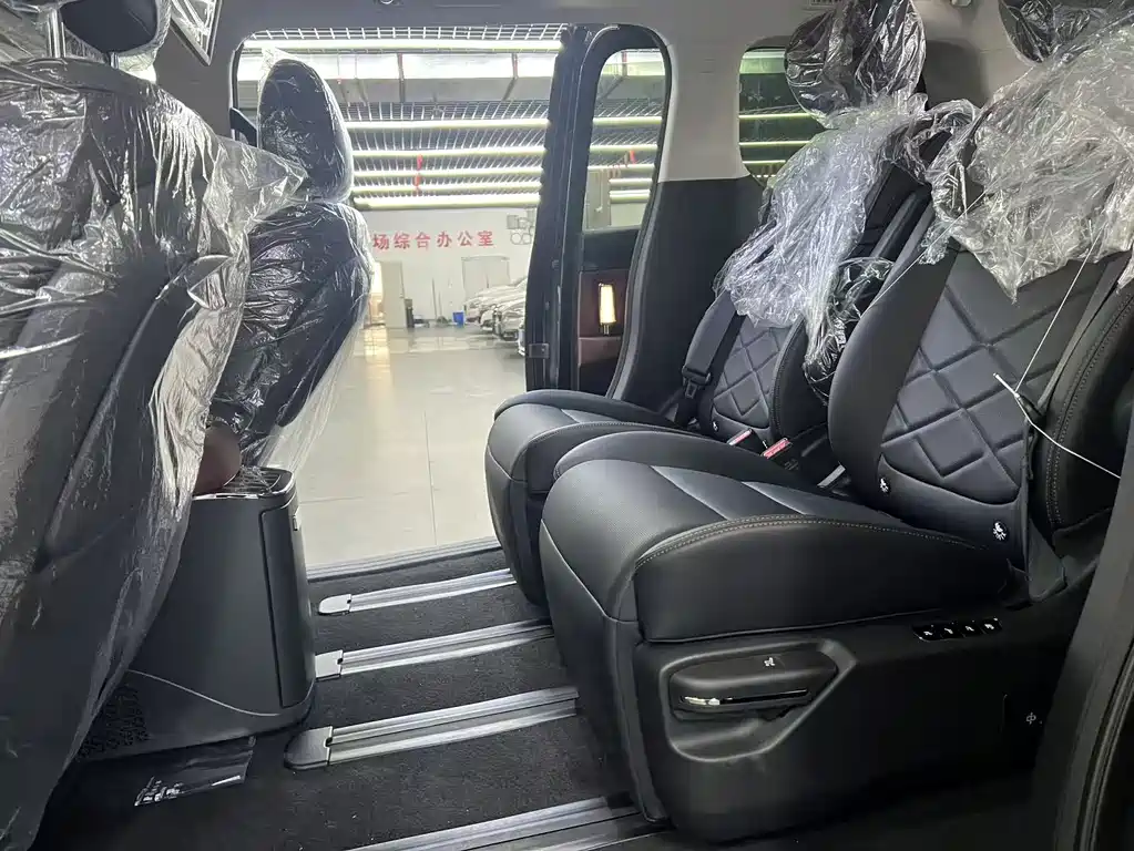 GAC TRUMPCHI E8 NEW ENERGY