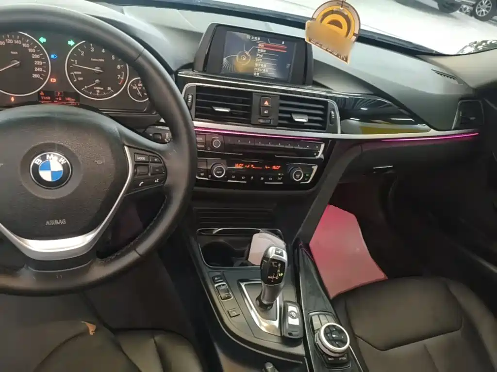 BMW 3 Series — миниатюра 10