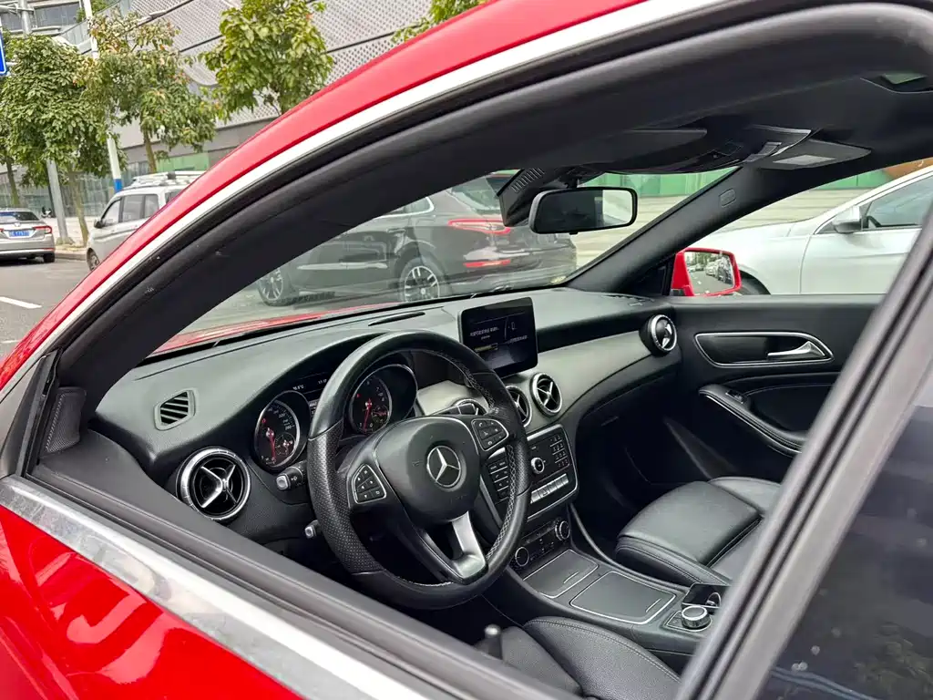 Mercedes-Benz CLA (Import) — миниатюра 5