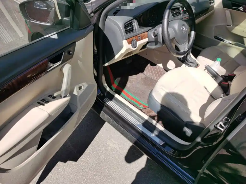 Volkswagen Lavida — миниатюра 17