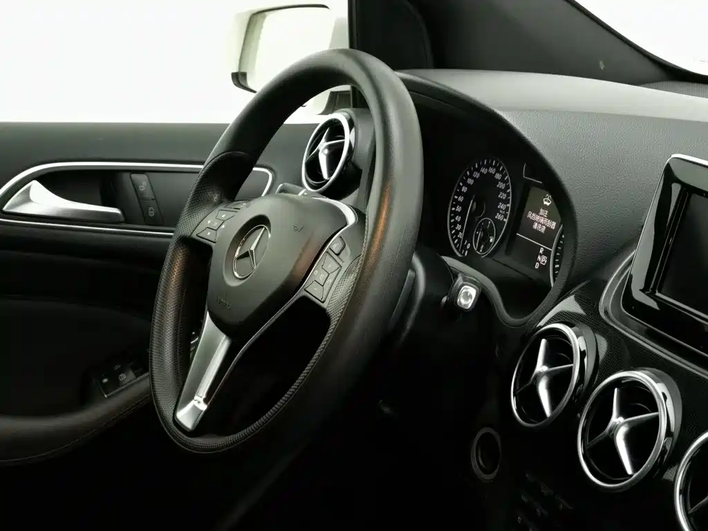 Mercedes-Benz B-Class — миниатюра 22