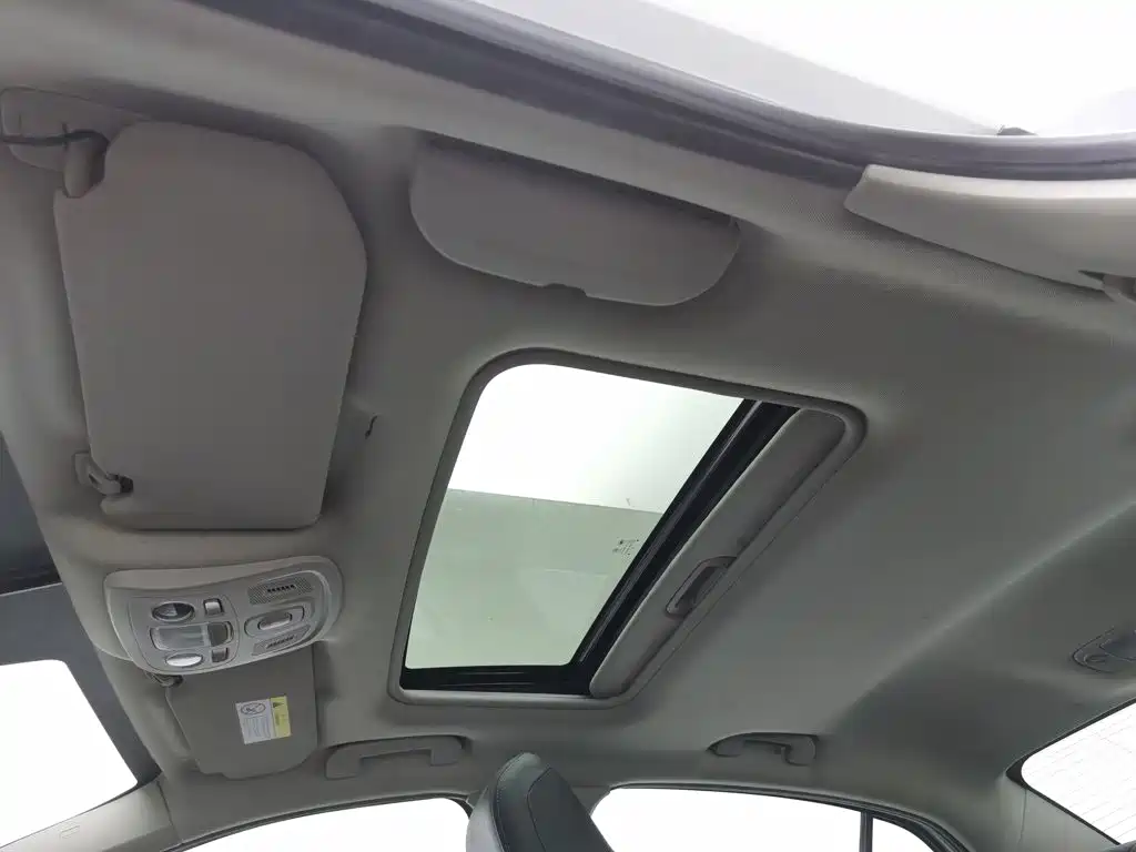 Citroen C4L — миниатюра 14