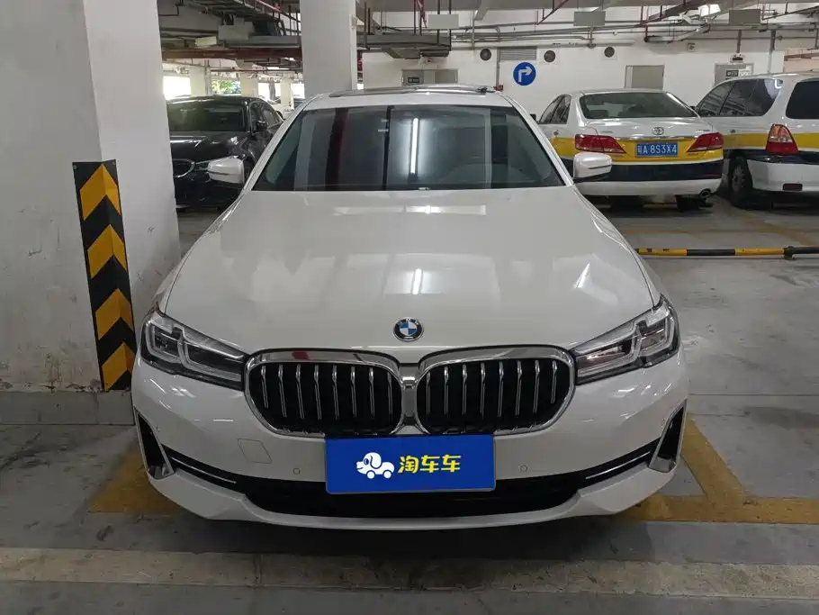 BMW 5 Series — миниатюра 2
