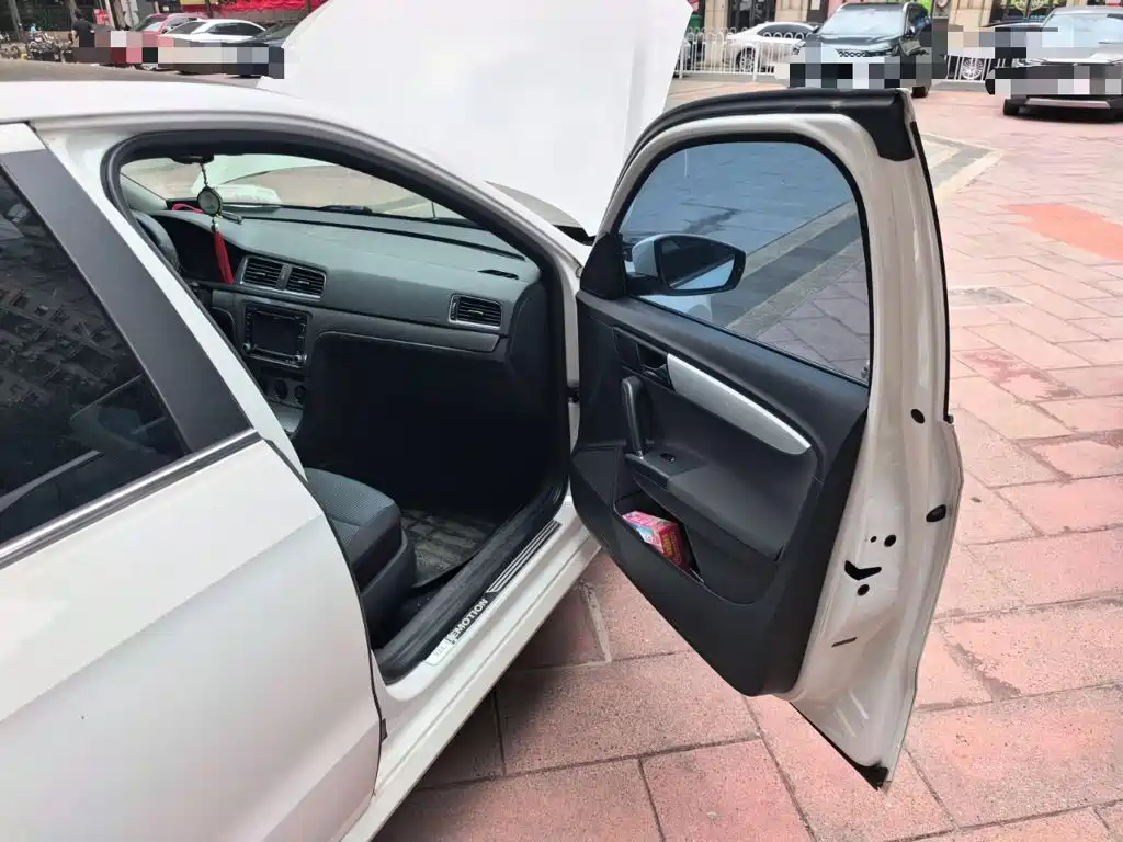 Volkswagen Lavida — миниатюра 17