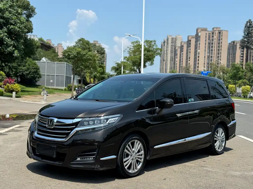 Купить Honda Elysion
