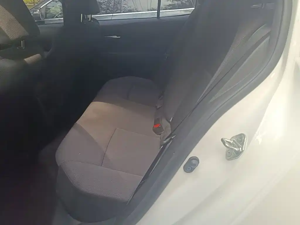 Toyota Corolla — миниатюра 17