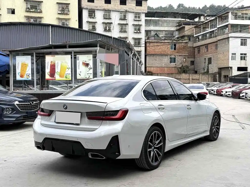 BMW 3 Series — миниатюра 9