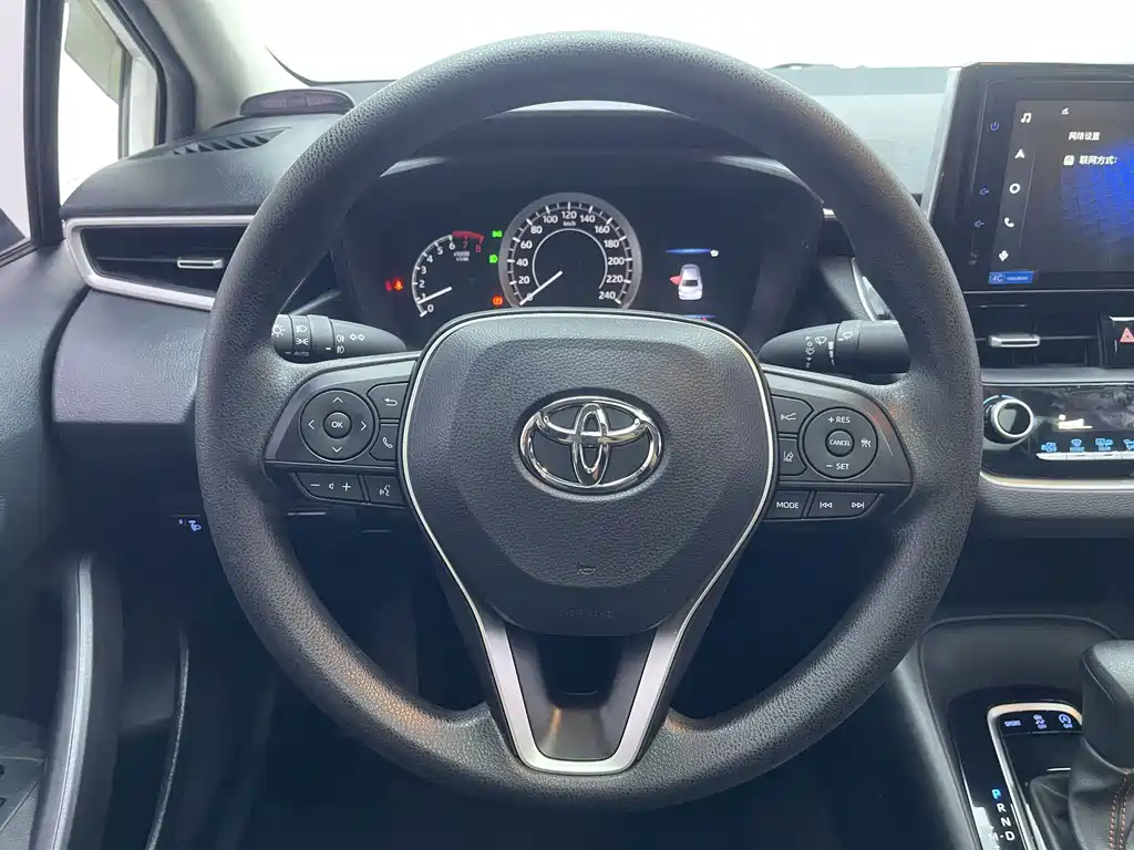 Toyota Corolla — миниатюра 5
