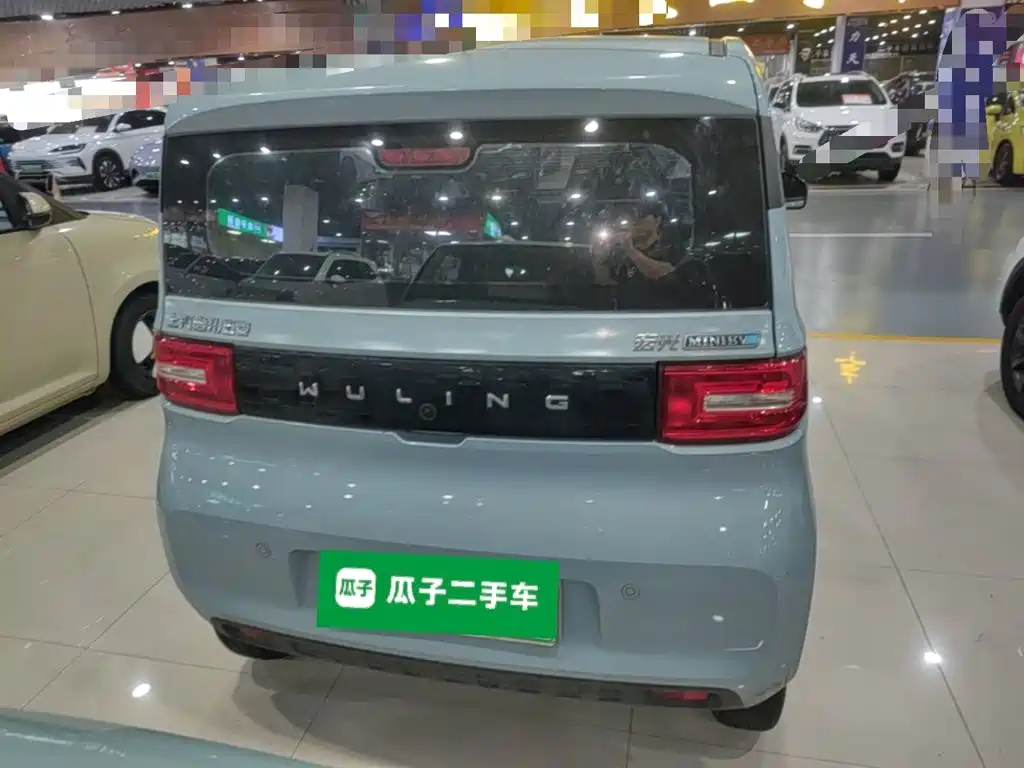 Wuling MINIEV — миниатюра 6