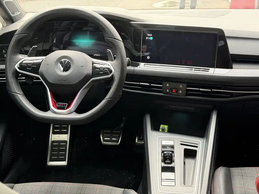 Volkswagen Golf GTI — миниатюра 6