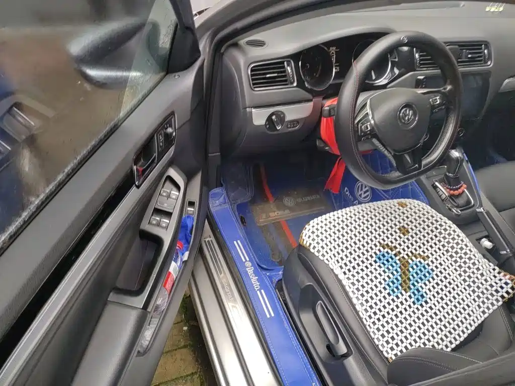 Volkswagen Sagitar — миниатюра 12