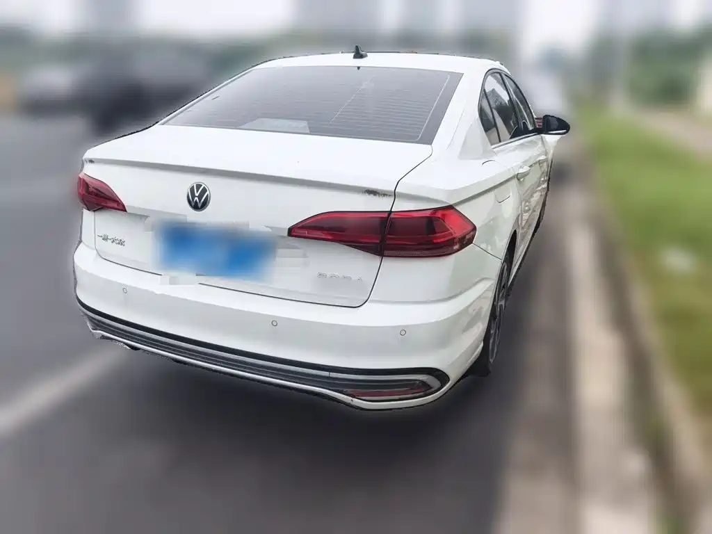 Volkswagen Bora — миниатюра 4