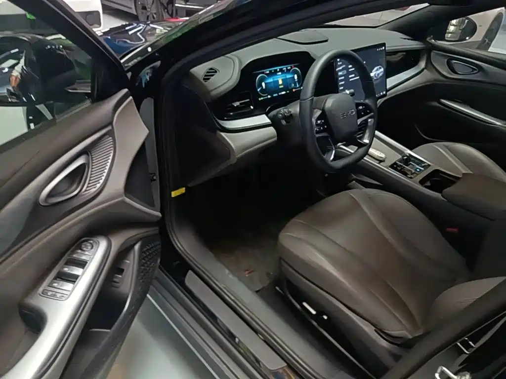 BYD Seal — миниатюра 16