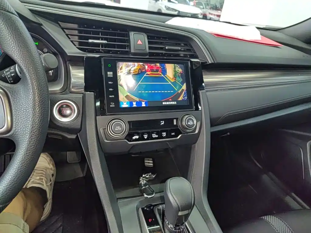 Honda Civic — миниатюра 13