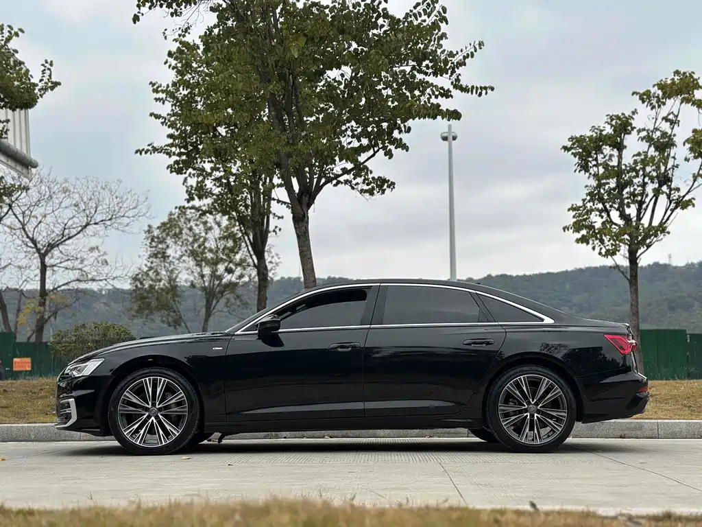Audi A6L — миниатюра 4