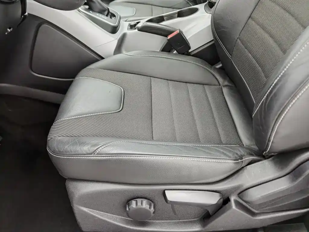 Ford Kuga — миниатюра 20