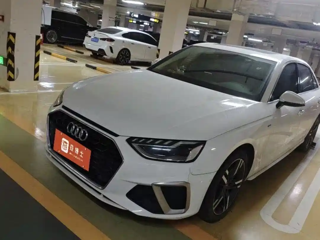 奥迪A4L 2020款 40 TFSI 豪华动感型 2021