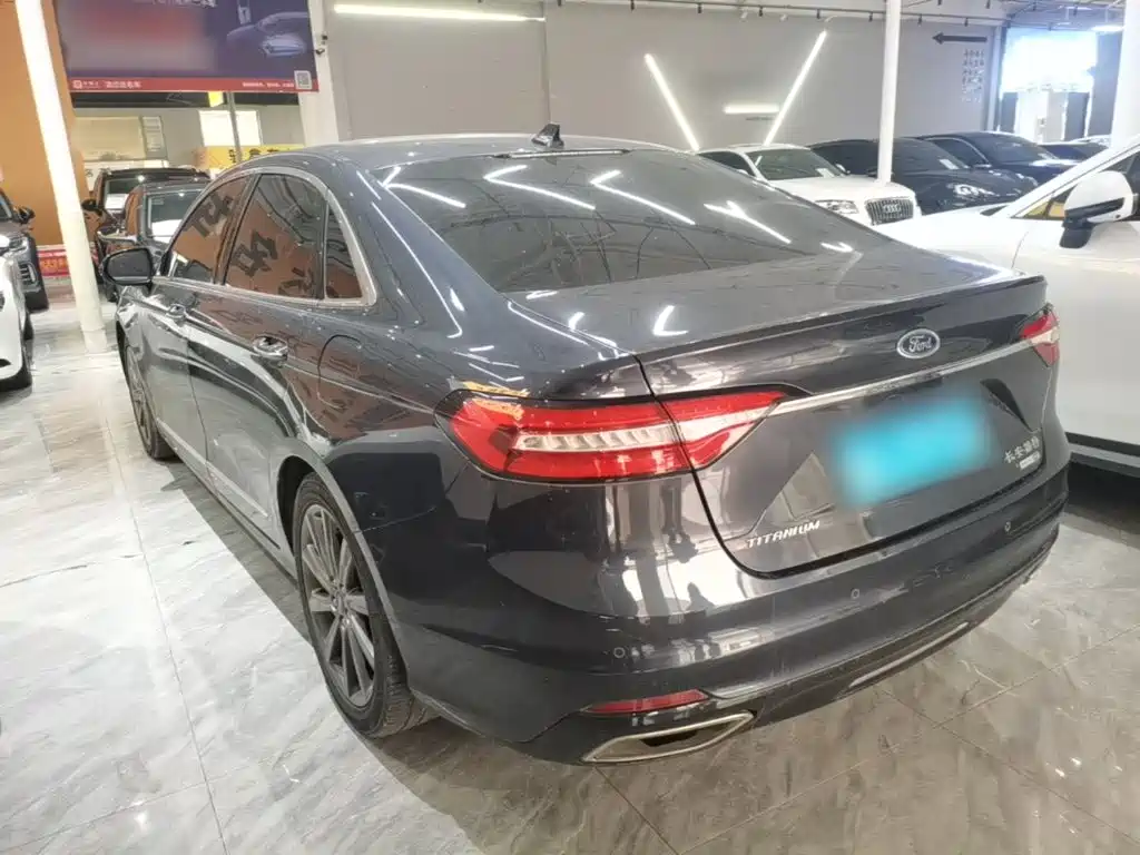 Ford Taurus — миниатюра 5