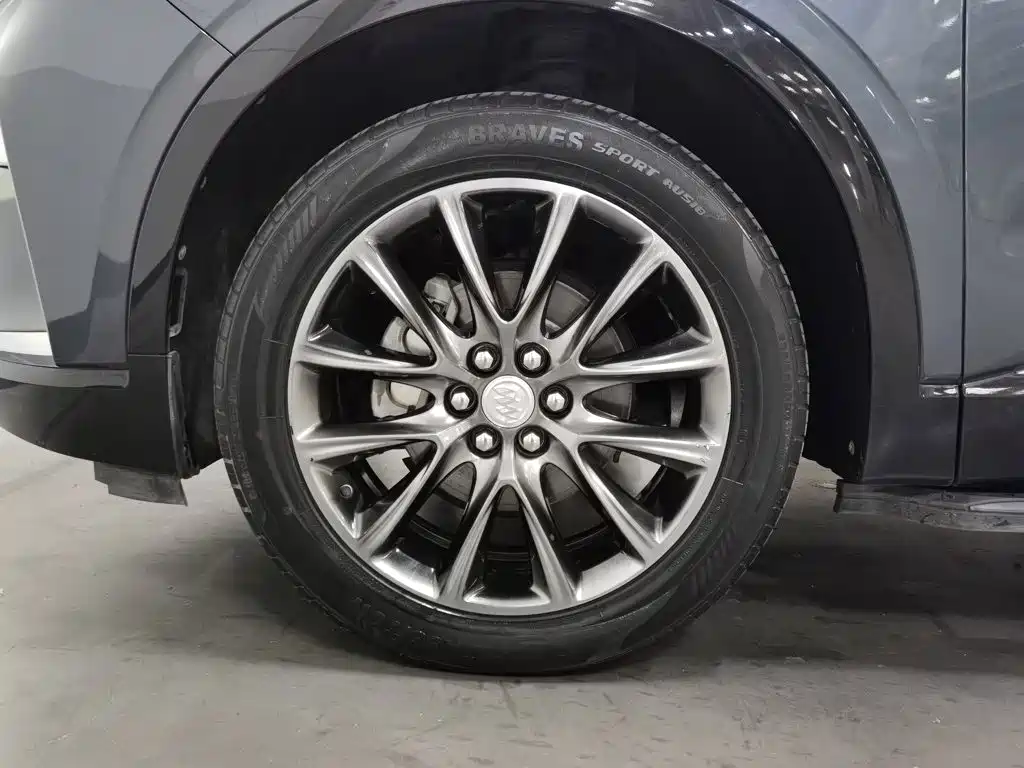 Buick Enclave — миниатюра 17
