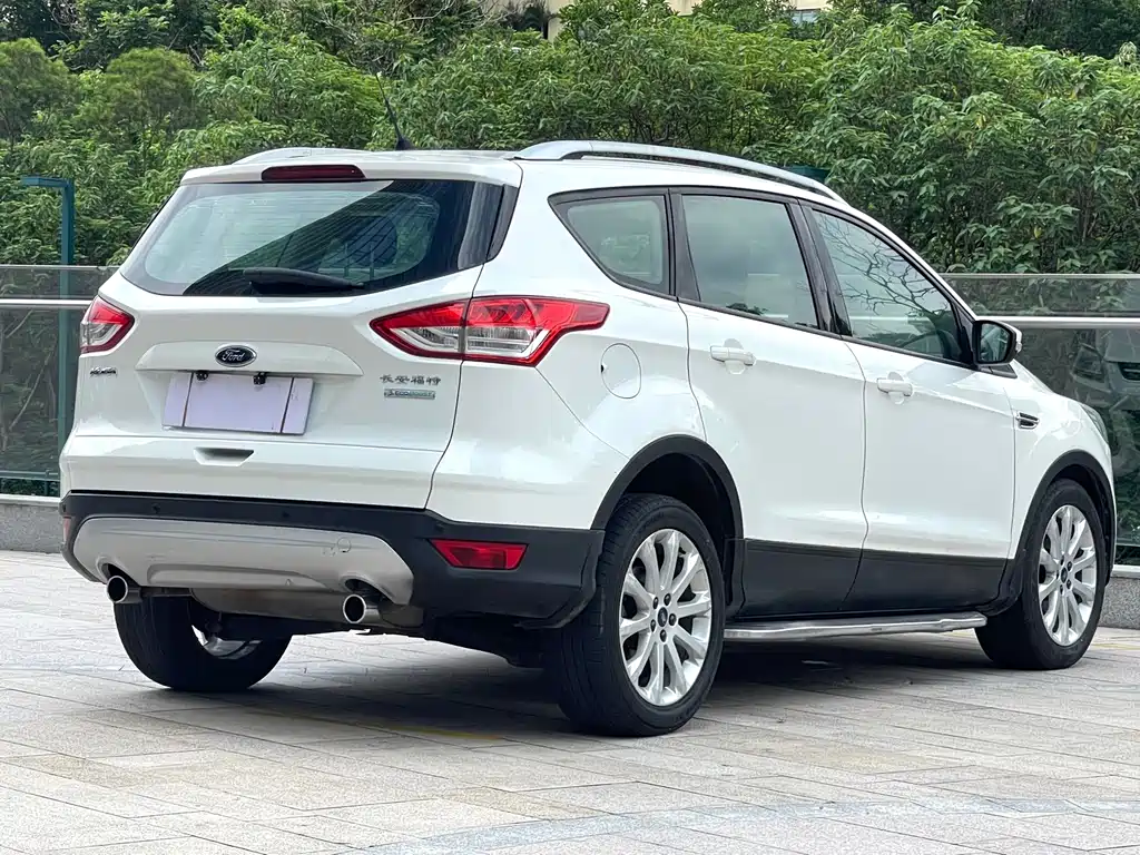 Ford Kuga — миниатюра 4