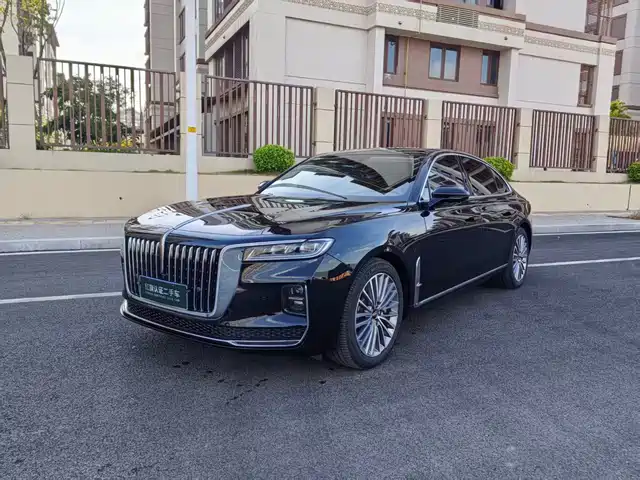 RED FLAG HONGQI H9 2024