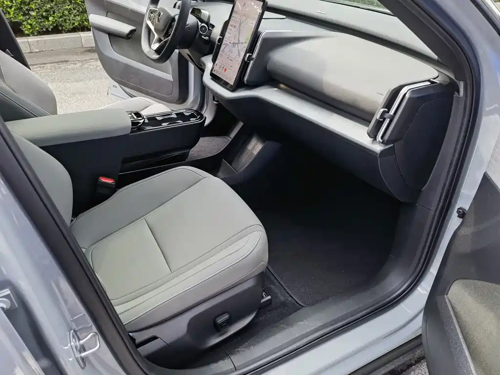 Volvo EX30 — миниатюра 16
