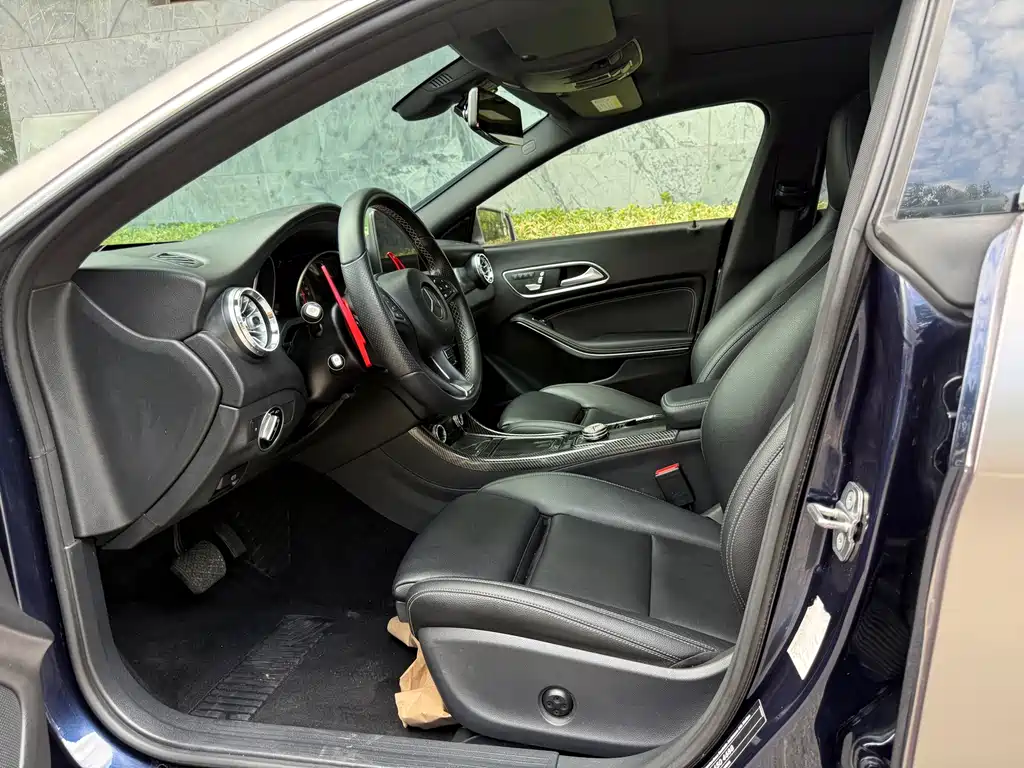 Mercedes-Benz CLA (Import) — миниатюра 17