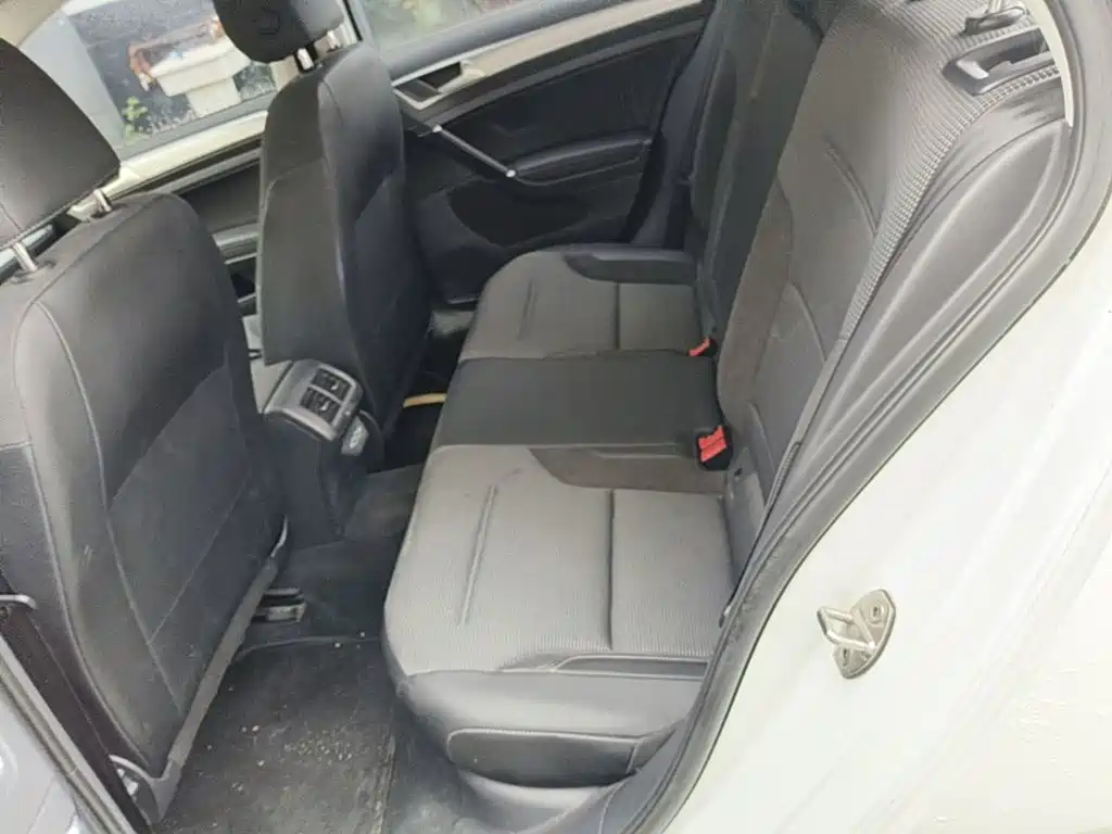 Volkswagen Golf — миниатюра 17