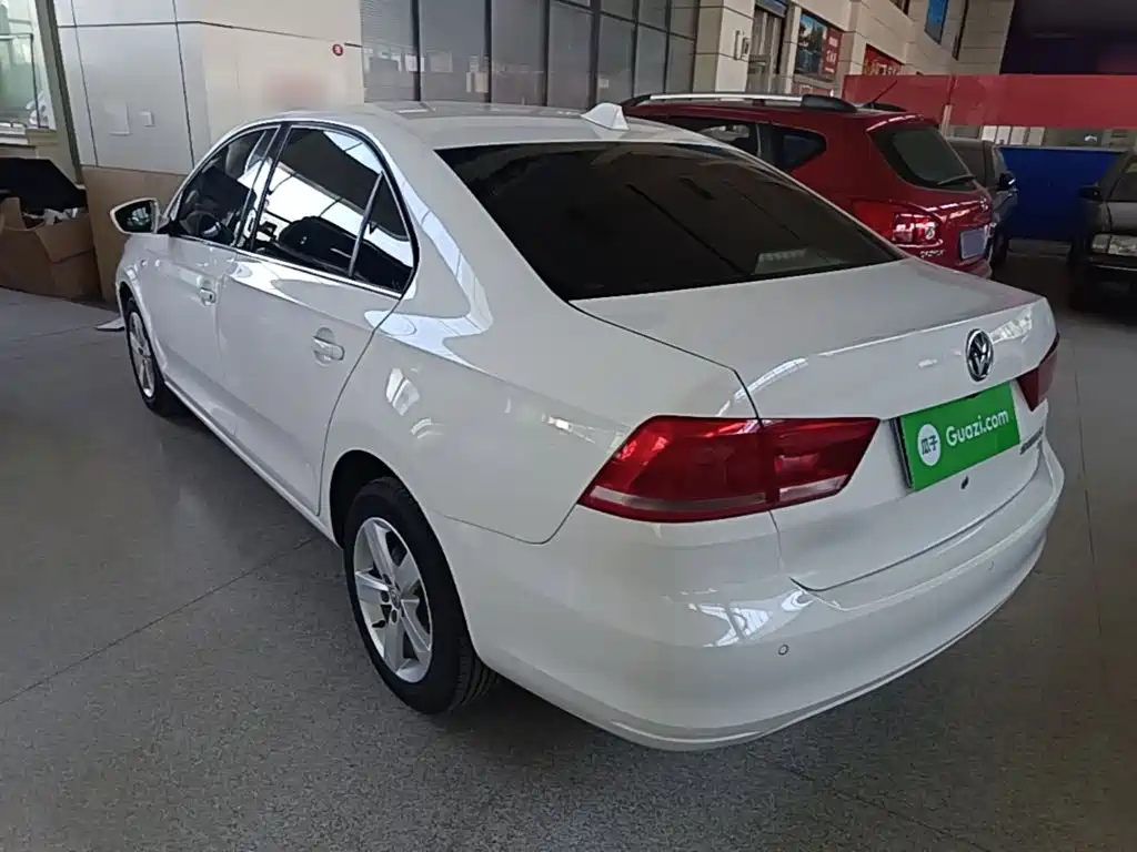 Volkswagen Santana — миниатюра 5