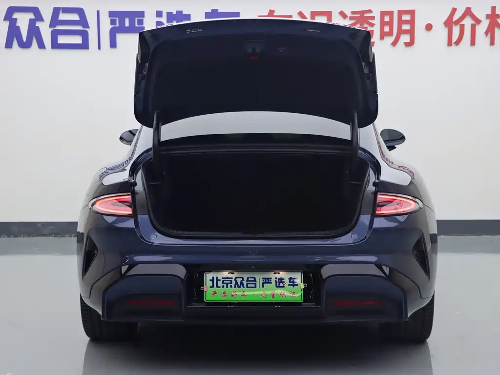 Xiaomi SU7 — миниатюра 22
