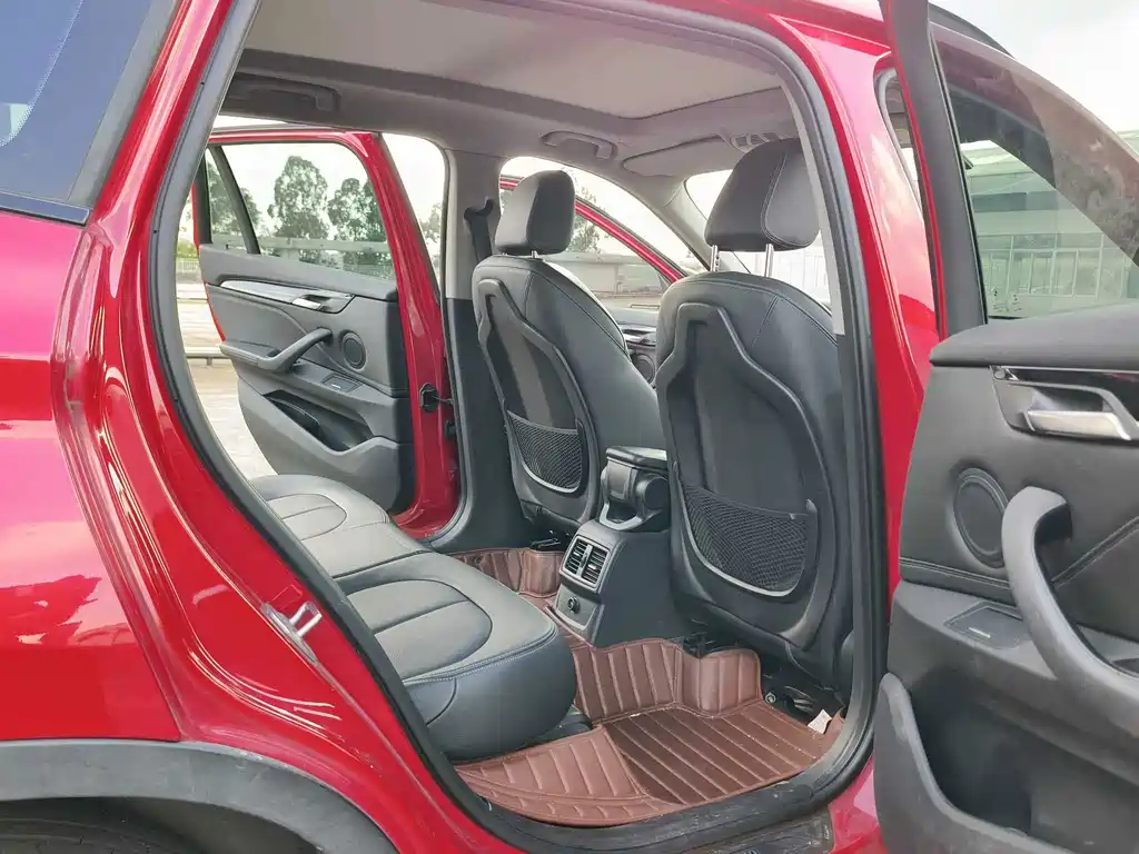 BMW X1 — миниатюра 11