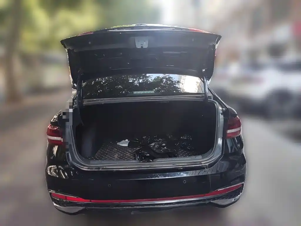 Volkswagen Lavida — миниатюра 10