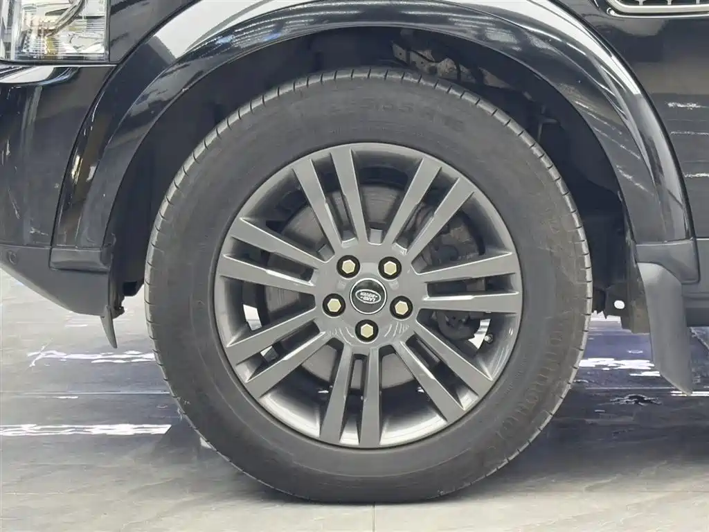 Land Rover Discovery 2016 3.0 SC V6 SE