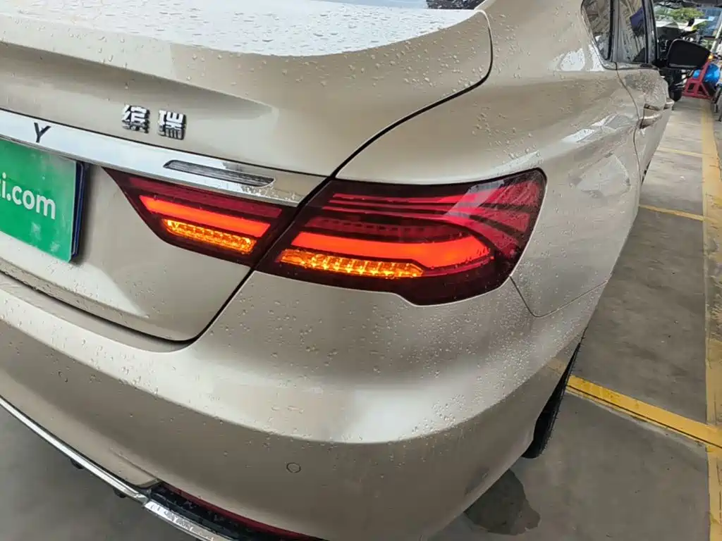 Geely Binrui — миниатюра 8