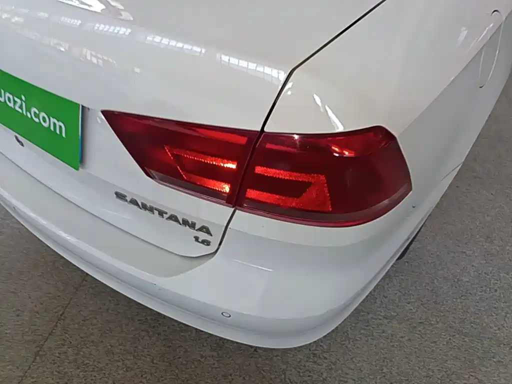 Volkswagen Santana — миниатюра 8