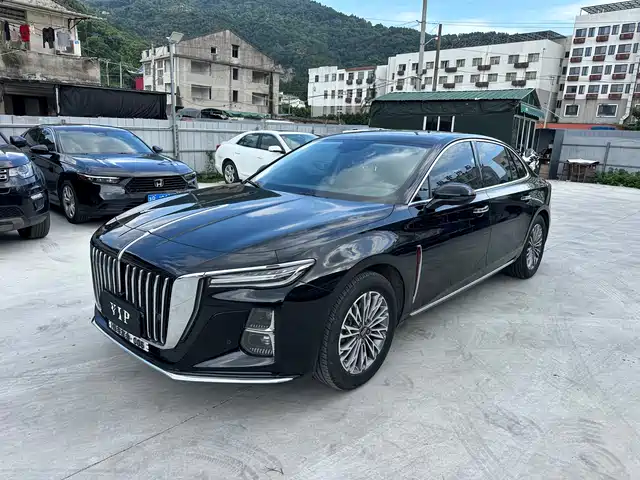 2024 Hongqi H5