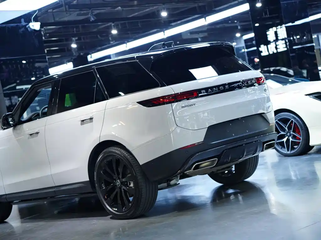 Land Rover Sport — миниатюра 6