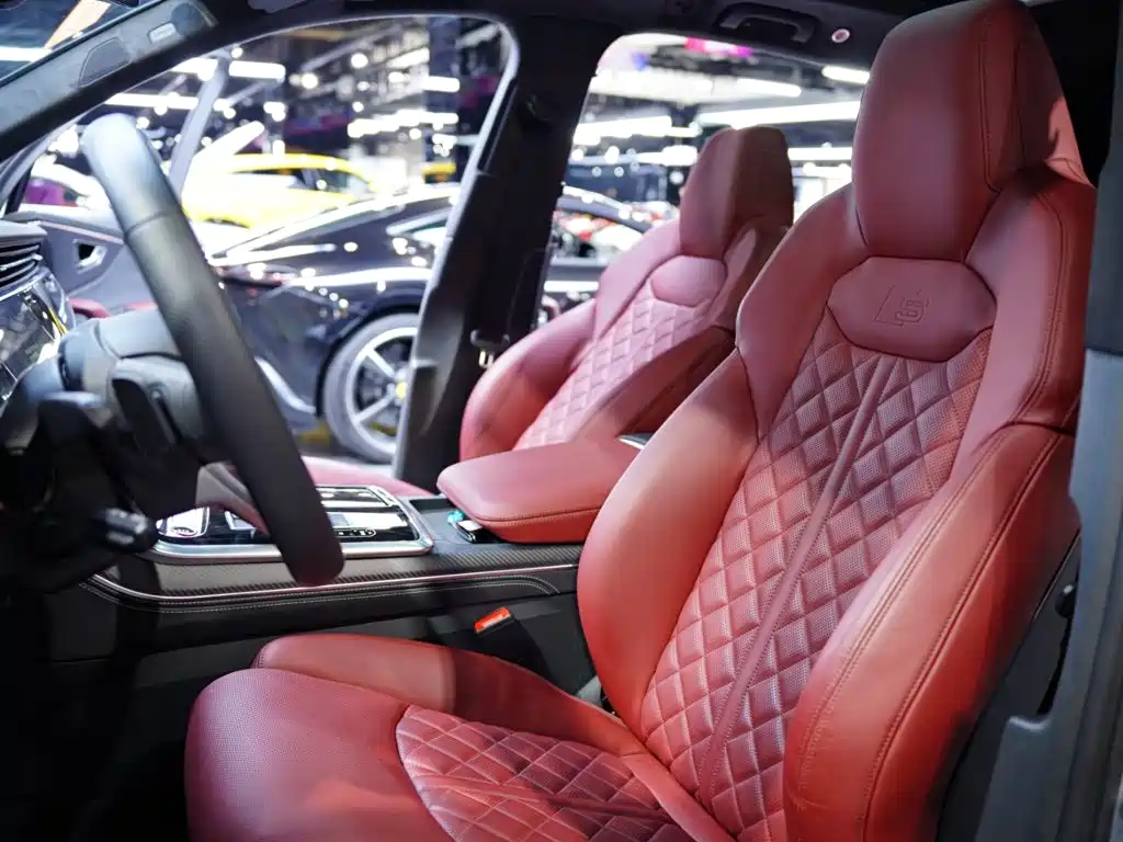 Audi SQ7 — миниатюра 10