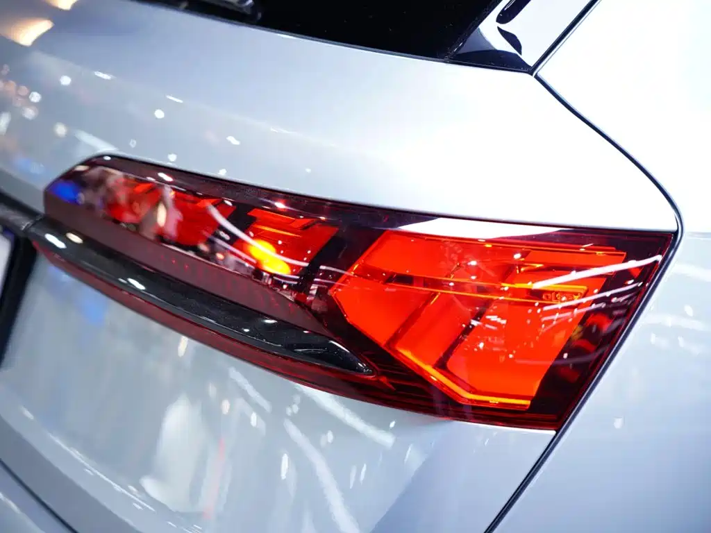 Audi SQ7 — миниатюра 6