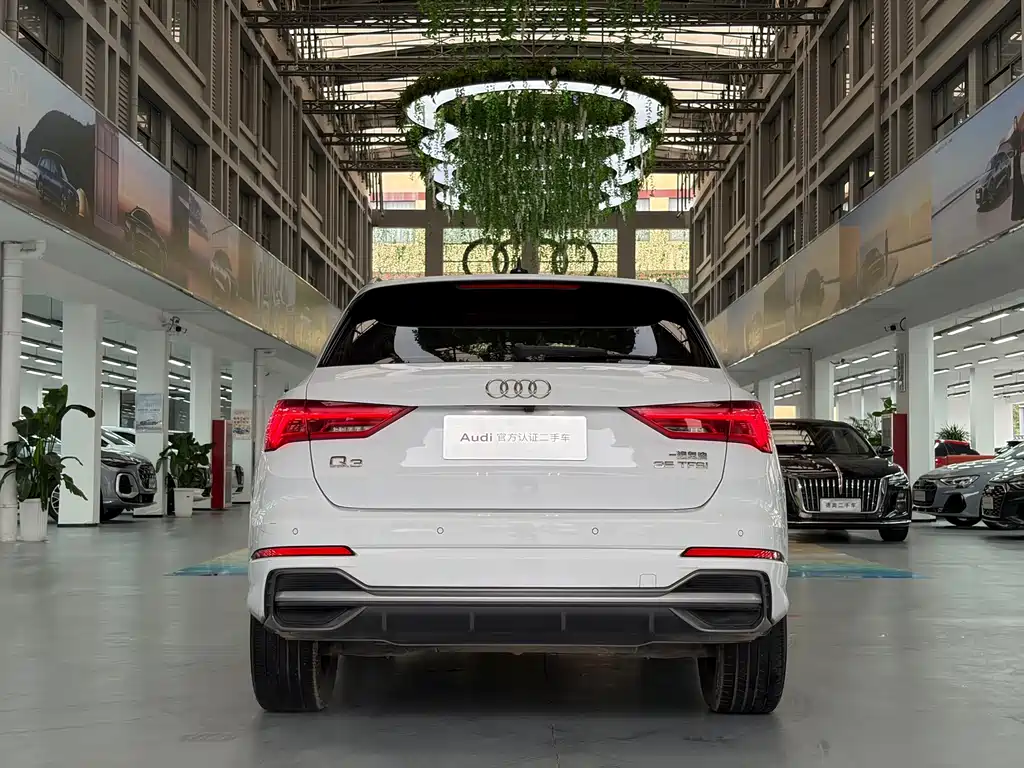 Audi Q3 — миниатюра 5