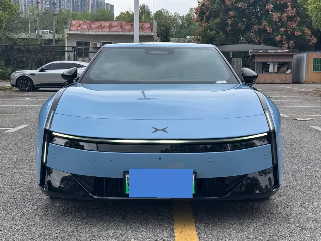 XPeng P7 — миниатюра 2