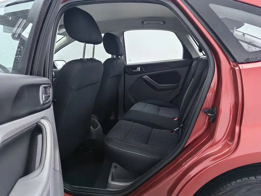 Ford Focus — миниатюра 15