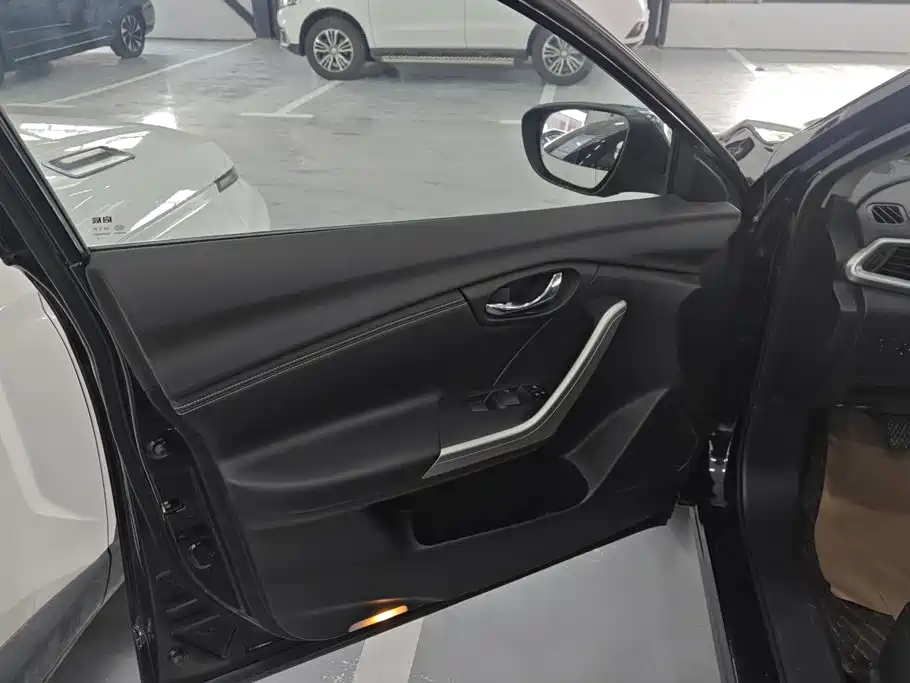 Venucia T90 — миниатюра 7