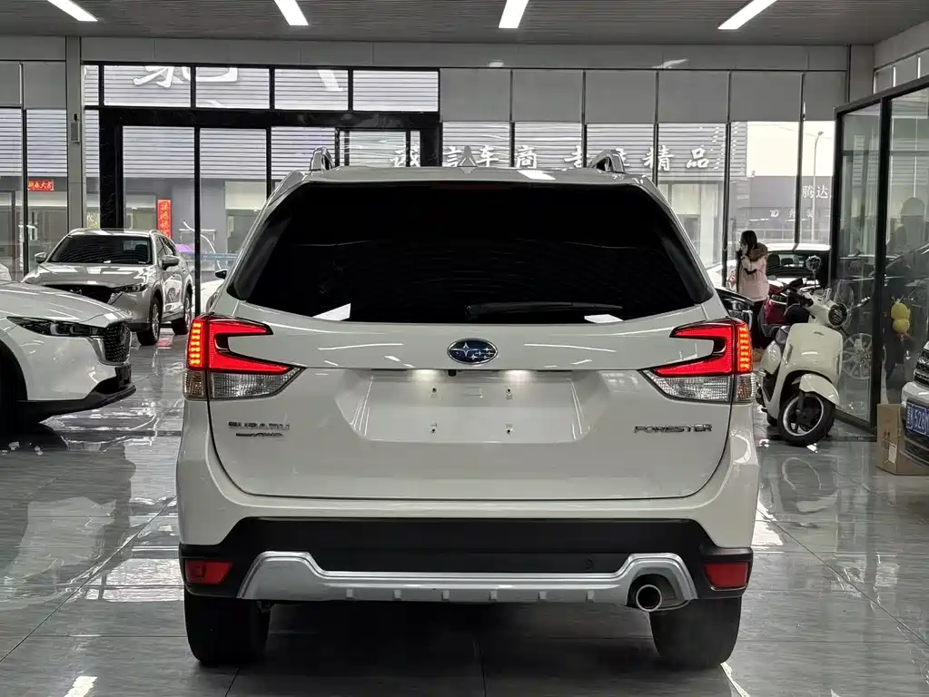 SUBARU FORESTER