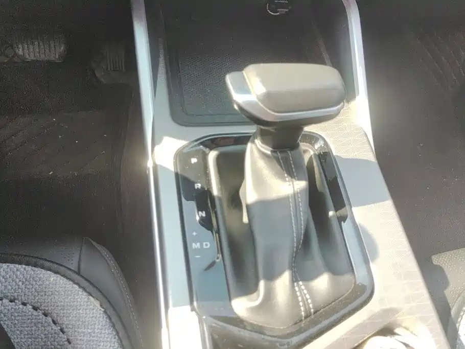Geely Emgrand — миниатюра 16