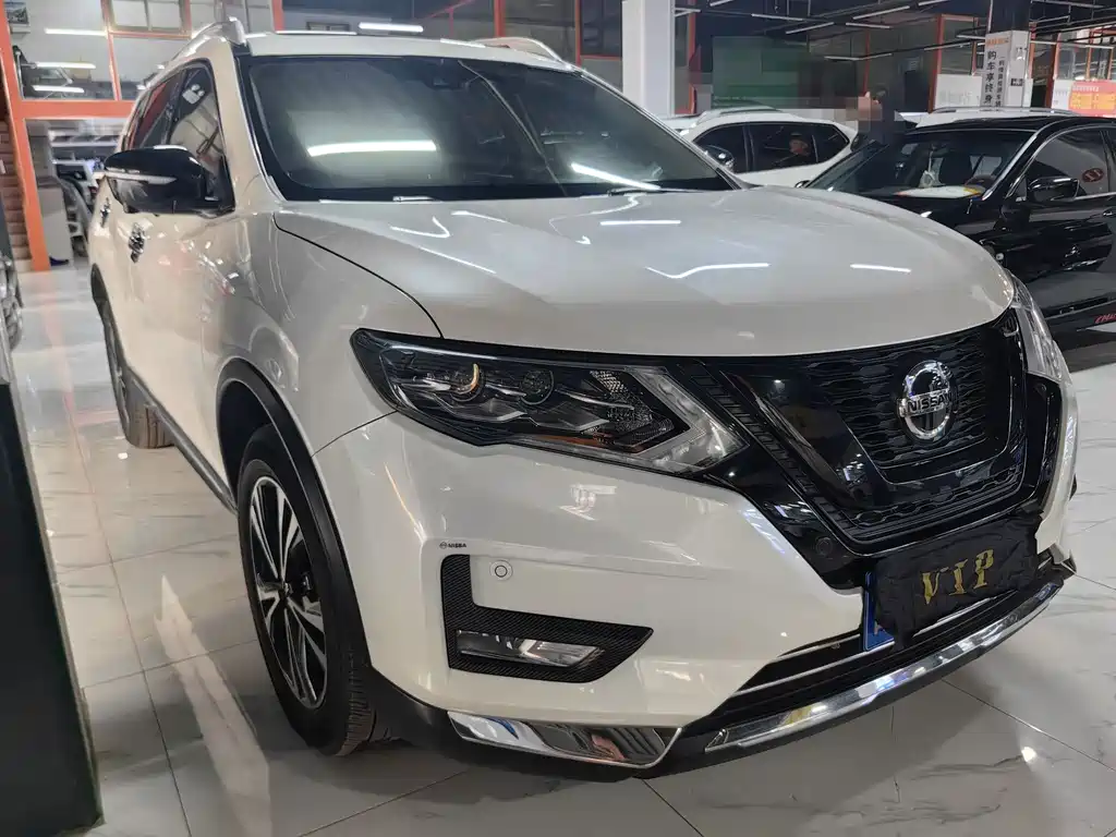 NISSAN QIJUN