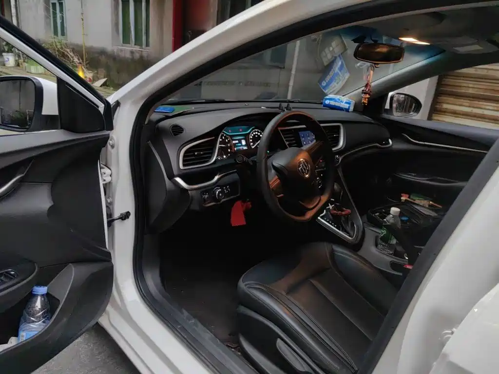 Buick Excelle — миниатюра 17