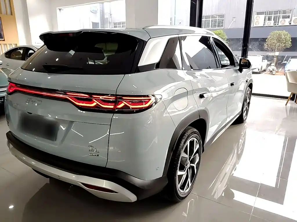 BYD L DM-i — миниатюра 7